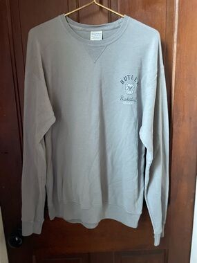 Comfort Wash medium gray Butler sweatshirt
